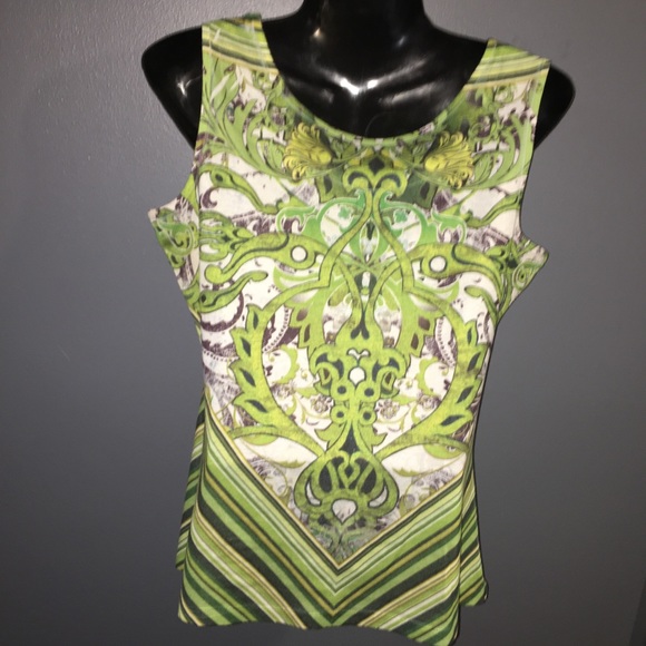 ☘️Covington 2 piece set, can be worn together or separate. - Picture 7 of 10